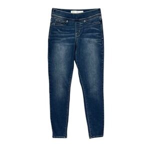 Signature Levi Strauss Gold Totally Shaping Pull-On Skinny Jeans Size 2M Dk Wash